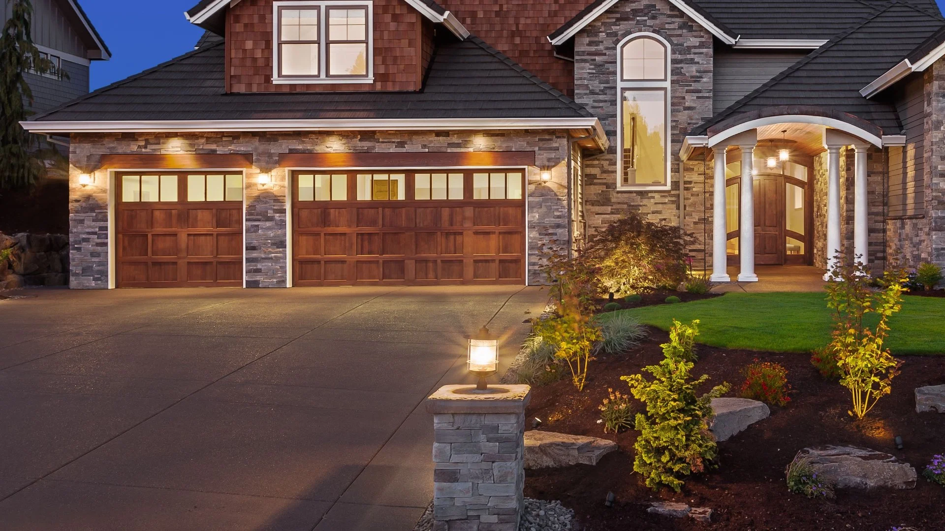 LEDs Are the Go-To for Landscape Lighting!