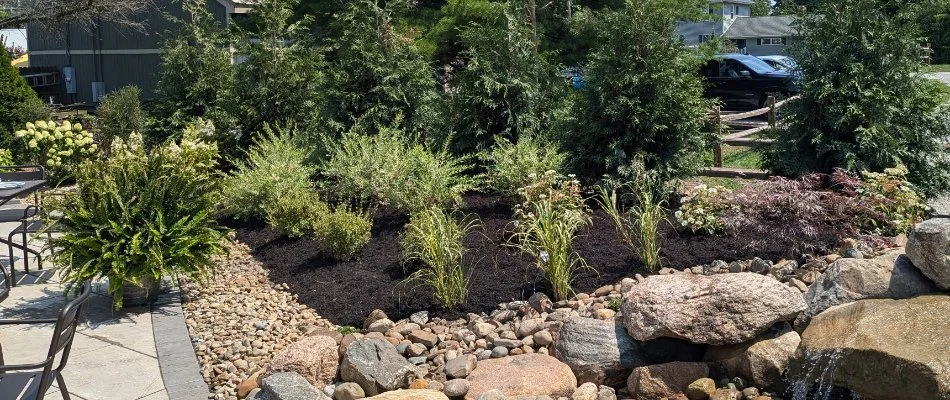 Neat and weed-free landscape bed in Huron, OH.