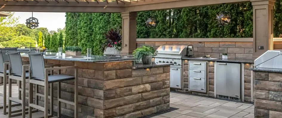 Outdoor kitchen at night in Huron, OH.